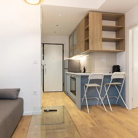 Line Chic By Binobi! סלוניקי