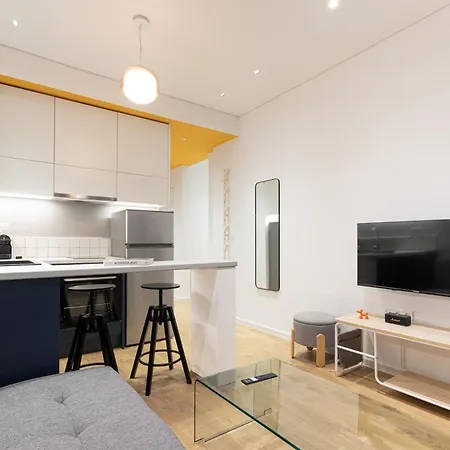 Line Chic By Binobi! 테살로니키