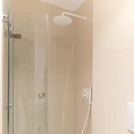 Apartament Line Chic By Binobi! Salonic