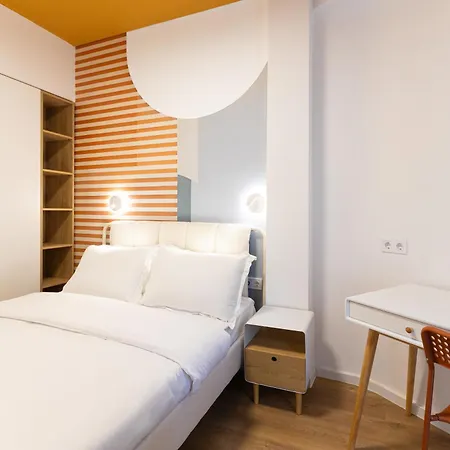 Line Chic By Binobi! Saloniki